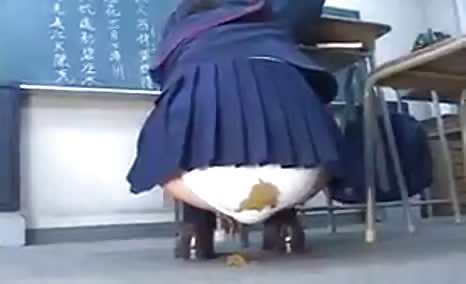 Japanese schoolgirl shits in white panties